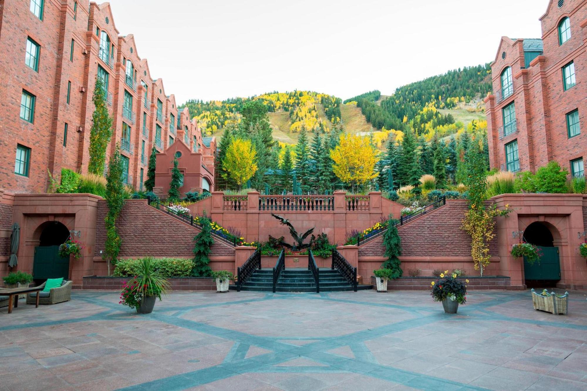 St. Regis Aspen Resort Buitenkant foto